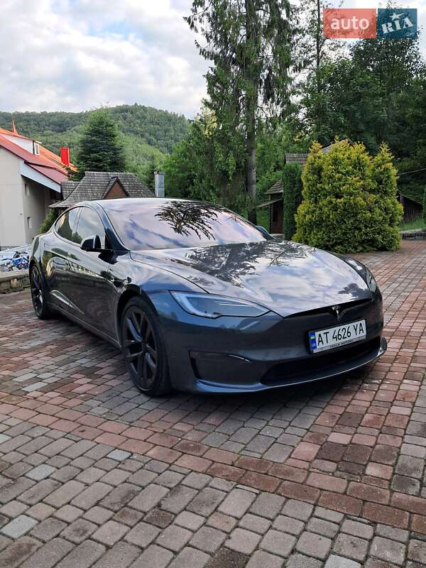 Лифтбек Tesla Model S 2021 в Коломые