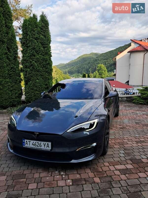 Лифтбек Tesla Model S 2021 в Коломые