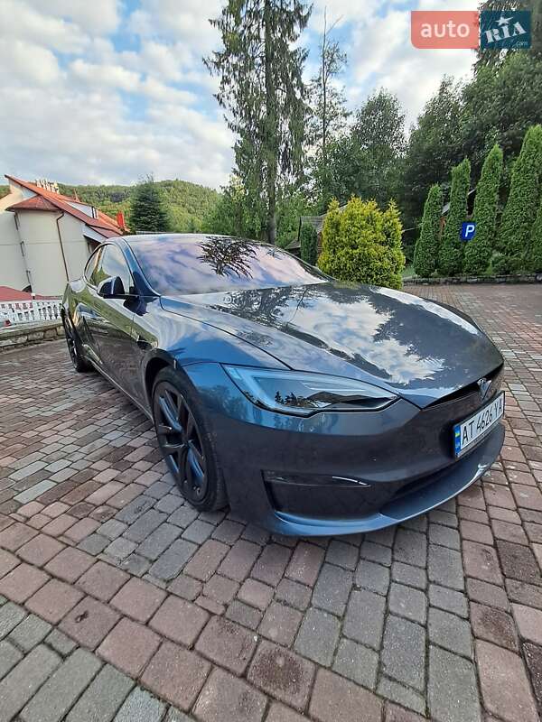 Лифтбек Tesla Model S 2021 в Коломые