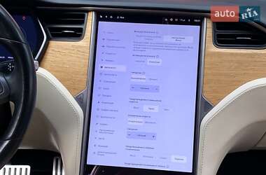 Лифтбек Tesla Model S 2020 в 