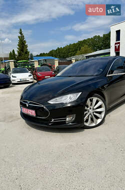 Лифтбек Tesla Model S 2014 в 