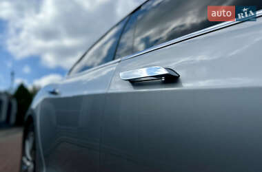 Лифтбек Tesla Model S 2015 в 