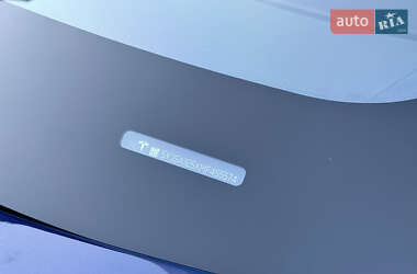 Лифтбек Tesla Model S 2021 в 