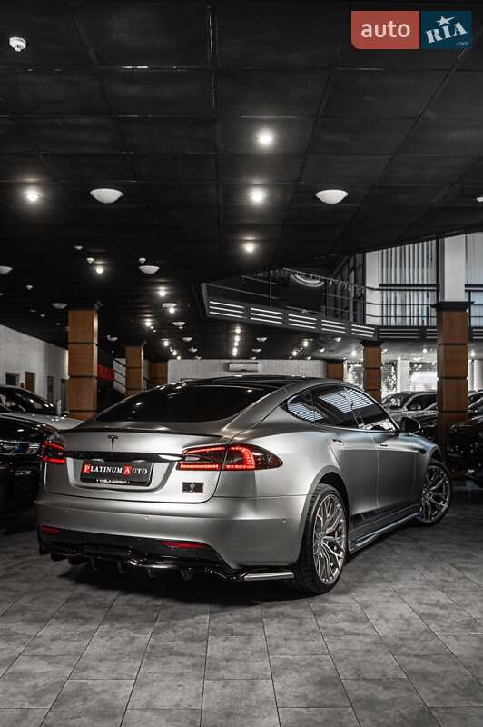 Ліфтбек Tesla Model S 2021 в Одесі фото 10 Ліфтбек Tesla Model S 2021 в Одесі