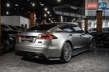 Лифтбек Tesla Model S 2021 в 