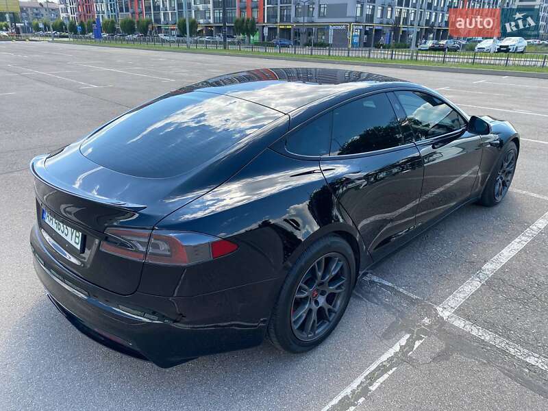 Лифтбек Tesla Model S 2021 в Киеве фото 12 Лифтбек Tesla Model S 2021 в Киеве