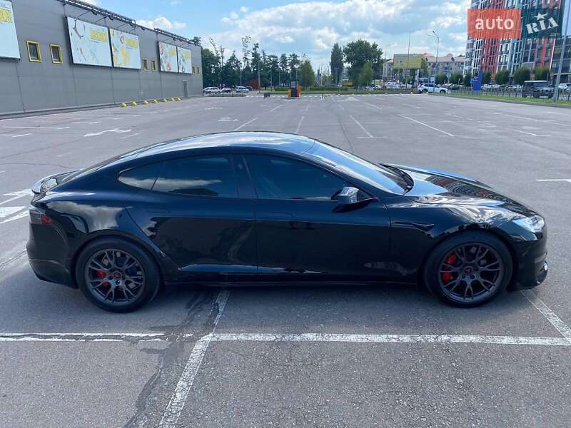 Лифтбек Tesla Model S 2021 в Киеве фото 14 Лифтбек Tesla Model S 2021 в Киеве