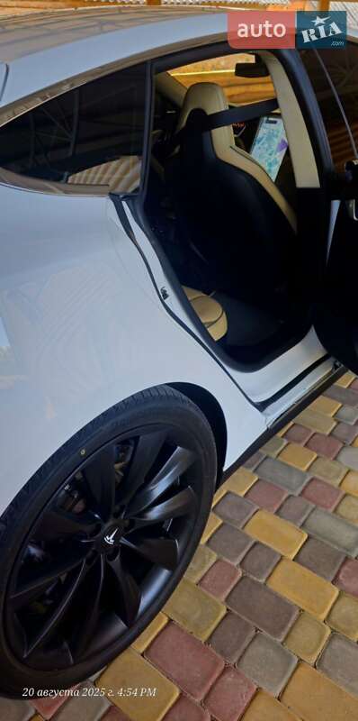 Лифтбек Tesla Model S 2013 в Харькове