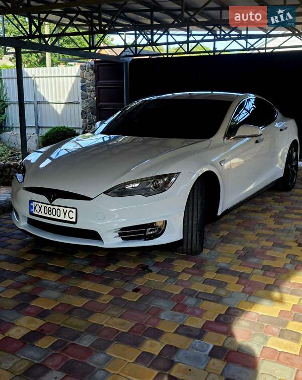 Лифтбек Tesla Model S 2013 в Харькове