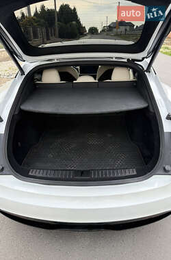 Лифтбек Tesla Model S 2022 в 
