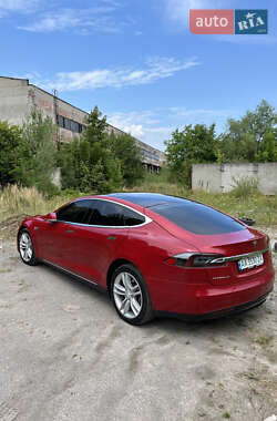 Ліфтбек Tesla Model S 2015 в 