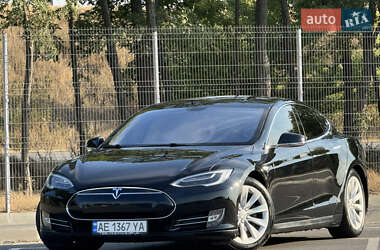 Tesla Model S 2013