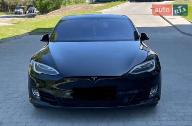 Лифтбек Tesla Model S 2018 в Луцке
