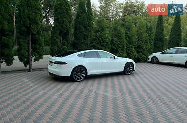 Лифтбек Tesla Model S 2013 в 