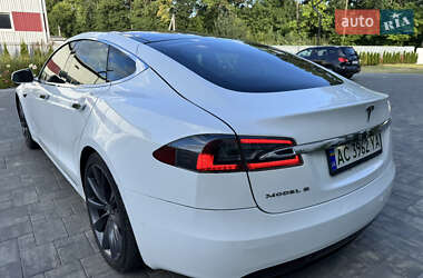 Лифтбек Tesla Model S 2017 в 