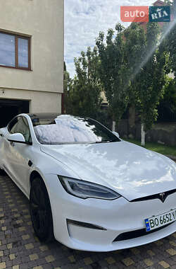 Лифтбек Tesla Model S 2021 в 