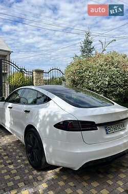 Лифтбек Tesla Model S 2021 в 