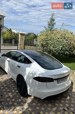 Лифтбек Tesla Model S 2021 в 