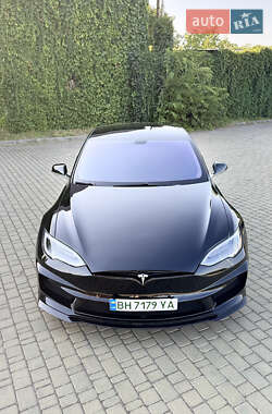 Лифтбек Tesla Model S 2013 в 