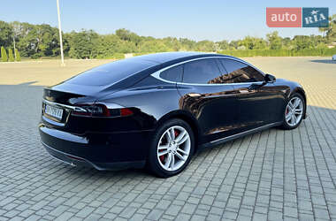 Лифтбек Tesla Model S 2013 в 