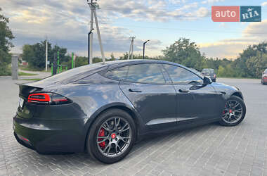 Ліфтбек Tesla Model S 2024 в 
