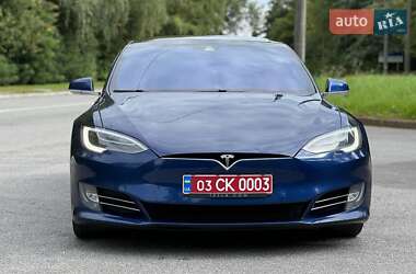 Лифтбек Tesla Model S 2017 в 