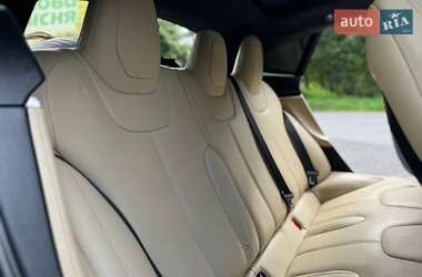 Лифтбек Tesla Model S 2017 в 