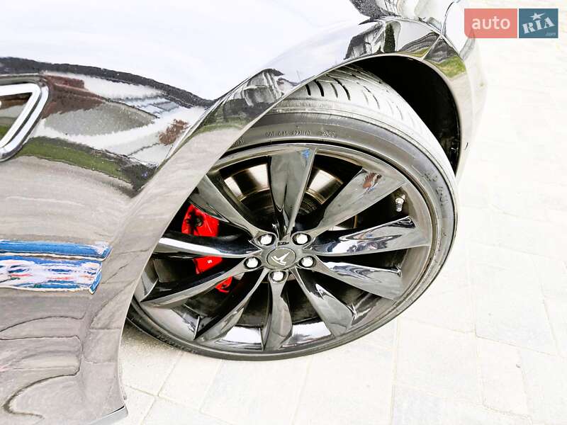 Лифтбек Tesla Model S 2016 в Ровно фото 39 Лифтбек Tesla Model S 2016 в Ровно