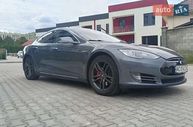 Ліфтбек Tesla Model S 2014 в 
