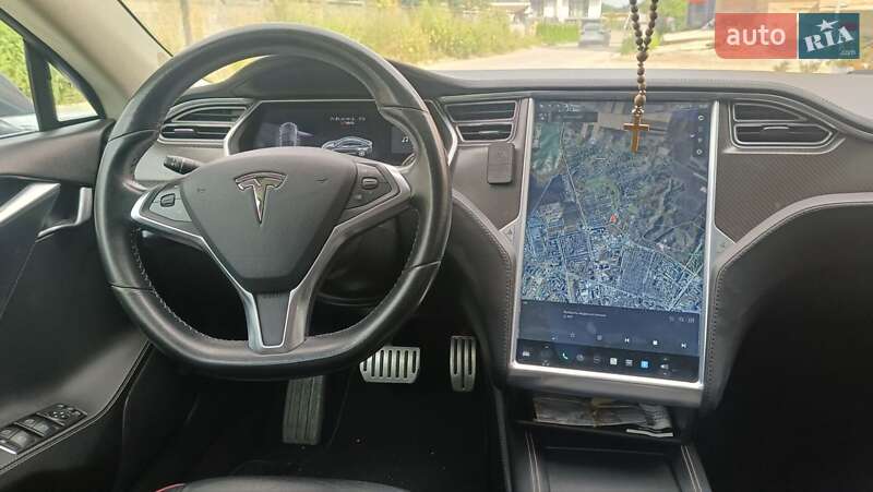 Ліфтбек Tesla Model S 2014 в Рівному