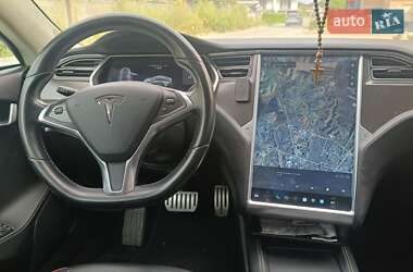 Ліфтбек Tesla Model S 2014 в 