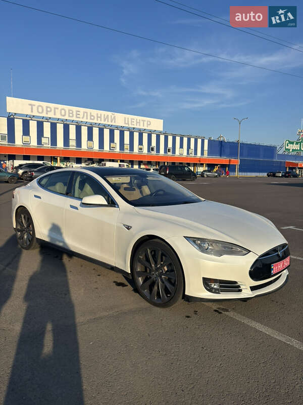 Лифтбек Tesla Model S 2012 в Луцке фото 7 Лифтбек Tesla Model S 2012 в Луцке