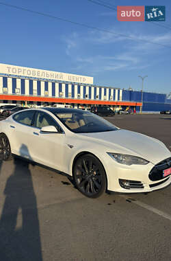 Лифтбек Tesla Model S 2012 в 