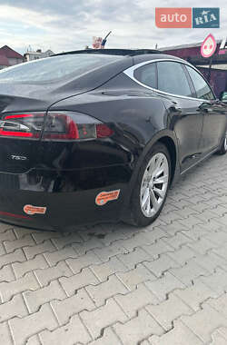 Ліфтбек Tesla Model S 2016 в 