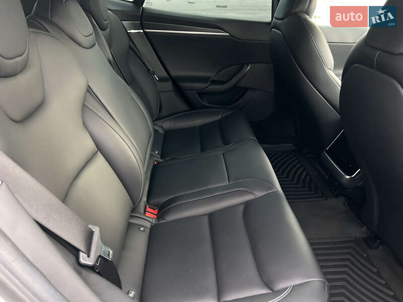 Ліфтбек Tesla Model S 2021 в Львові фото 19 Ліфтбек Tesla Model S 2021 в Львові