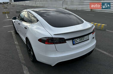 Ліфтбек Tesla Model S 2021 в 