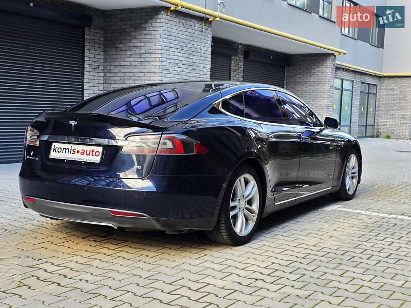 Ліфтбек Tesla Model S 2014 в Хмельницькому