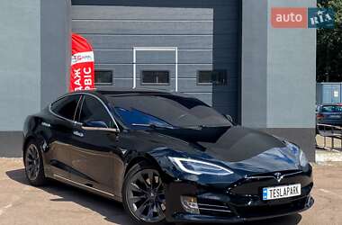 Лифтбек Tesla Model S 2020 в Киеве