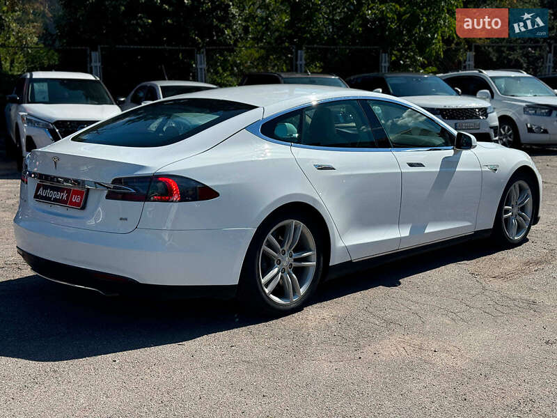 Лифтбек Tesla Model S 2013 в Виннице фото 8 Лифтбек Tesla Model S 2013 в Виннице