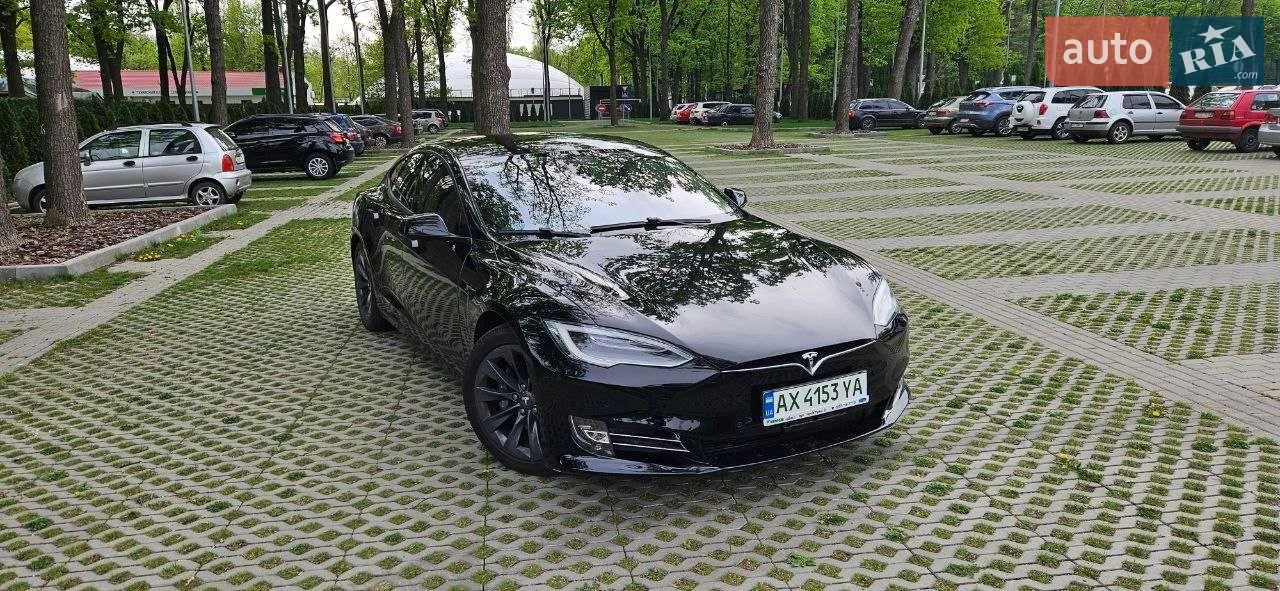 2015 Tesla Model S - мініатюра 9