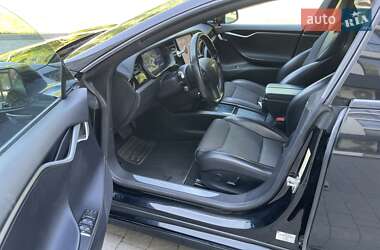 Лифтбек Tesla Model S 2018 в Луцке