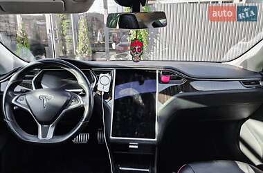 Ліфтбек Tesla Model S 2013 в 