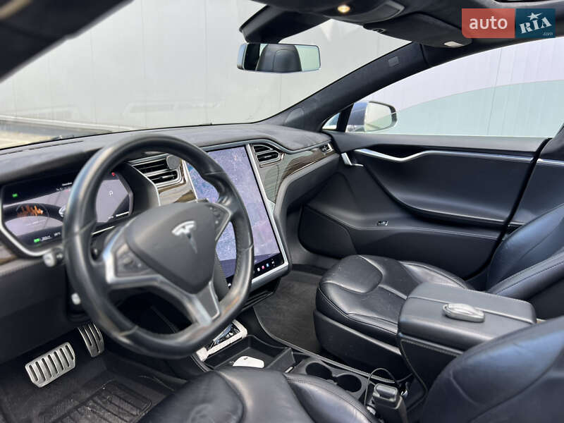Ліфтбек Tesla Model S 2014 в Одесі