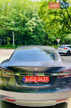 Ліфтбек Tesla Model S 2015 в 