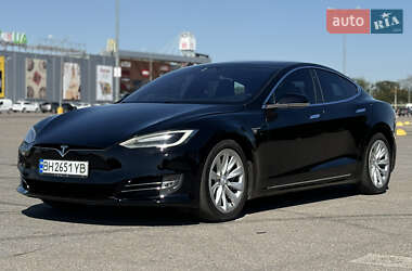 Ліфтбек Tesla Model S 2017 в 