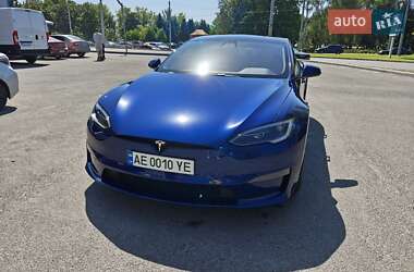 Лифтбек Tesla Model S 2022 в 