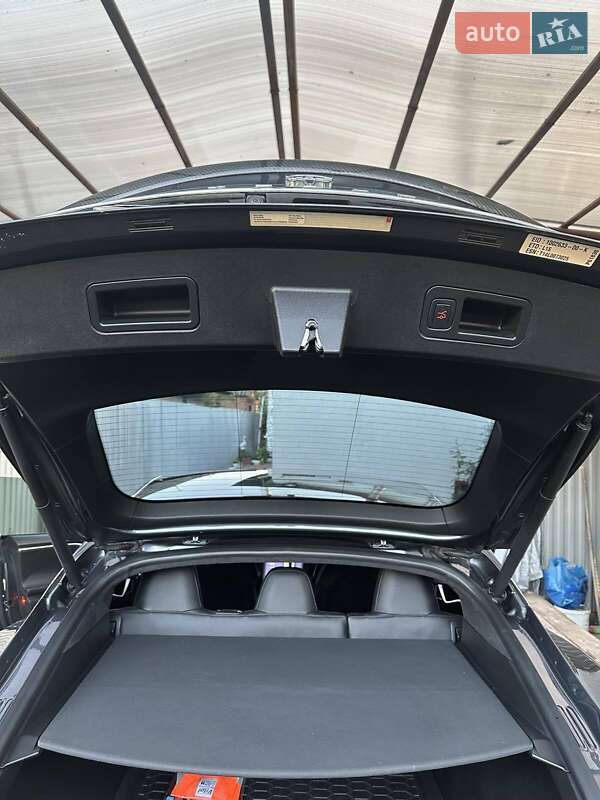Лифтбек Tesla Model S 2014 в Хмельницком фото 7 Лифтбек Tesla Model S 2014 в Хмельницком