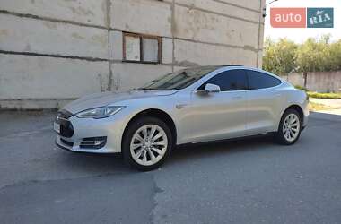 Ліфтбек Tesla Model S 2014 в 