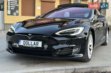 Лифтбек Tesla Model S 2017 в 