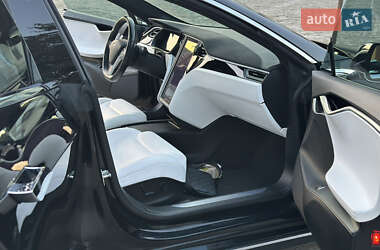 Лифтбек Tesla Model S 2017 в 